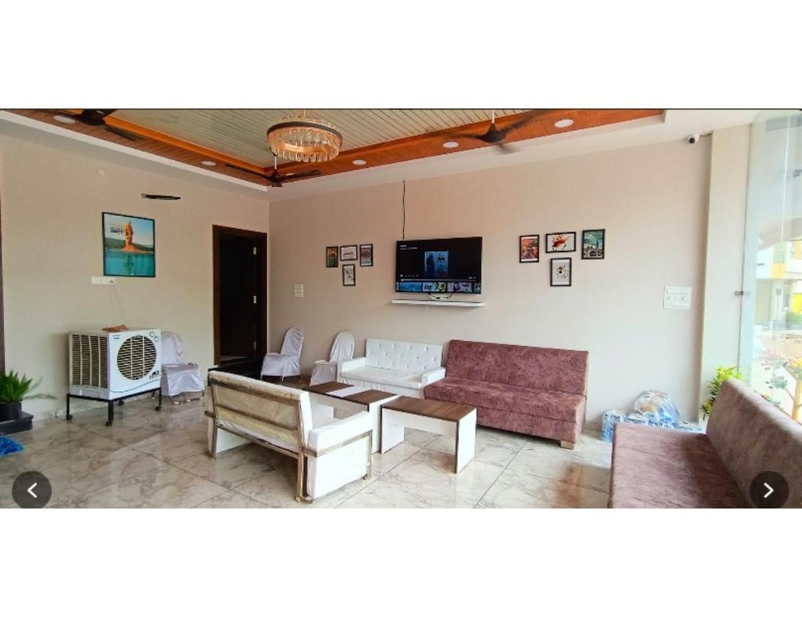 Hotel Shri Nivasa Inn, Kothi Godarpura 외부 사진